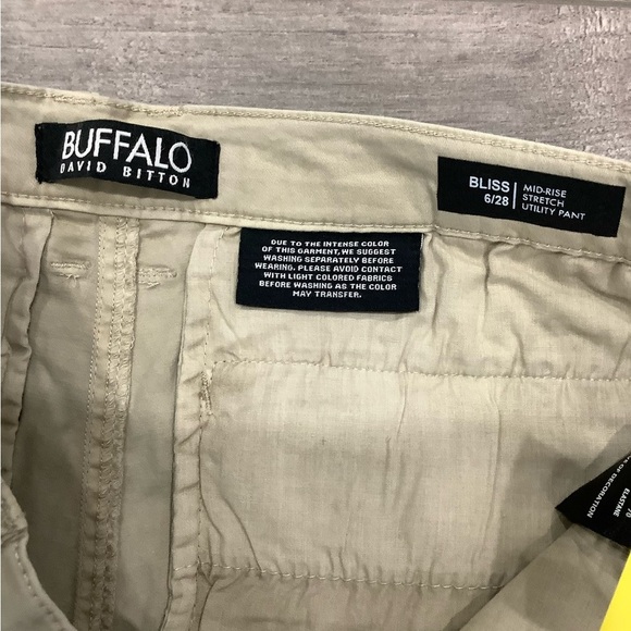 Women's Buffalo David Bitton 6 Small Chino Khakis Pants Khaki Stretch Frayed Hem - Picture 8 of 9